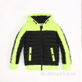 Jungen strickte Quilting Polsterjacke